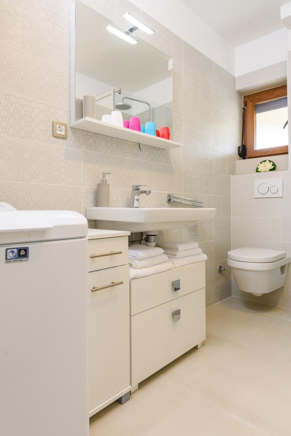 Apartmani Marko I Ana Marina Kültér fotó