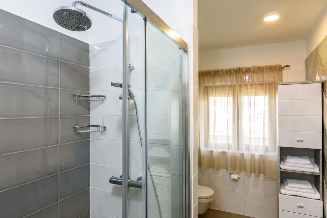 Apartmani Marko I Ana Marina Kültér fotó