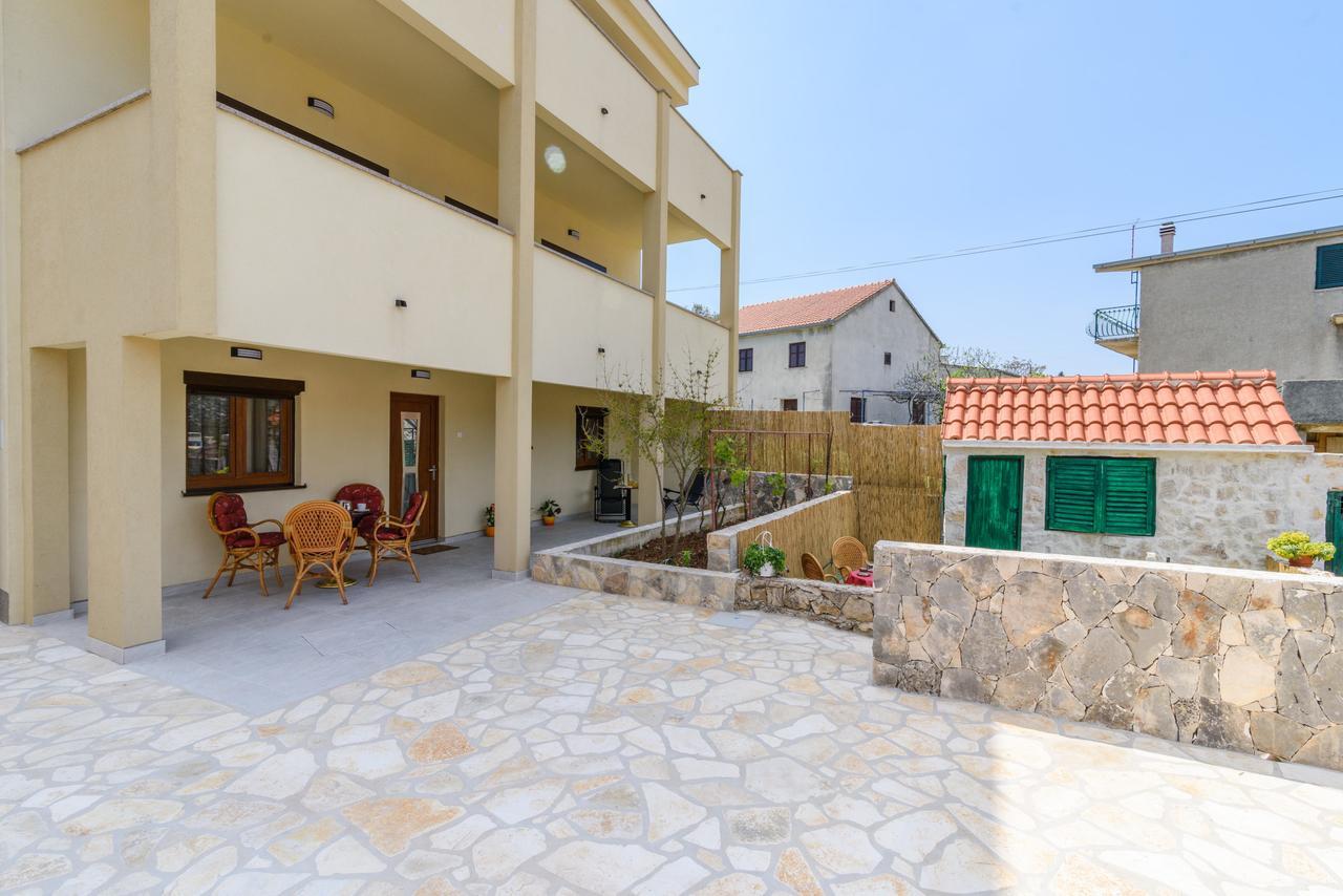 Apartmani Marko I Ana Marina Kültér fotó