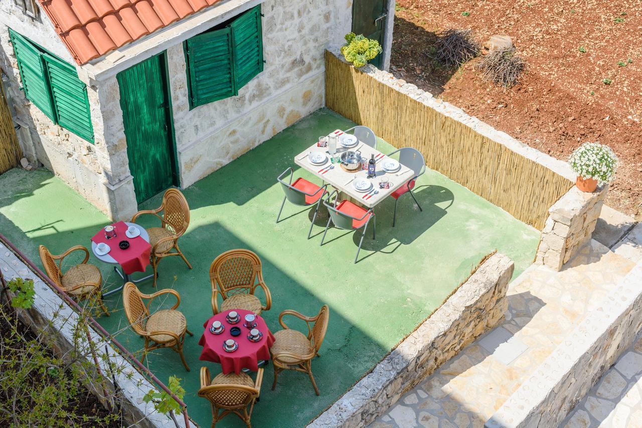 Apartmani Marko I Ana Marina Kültér fotó