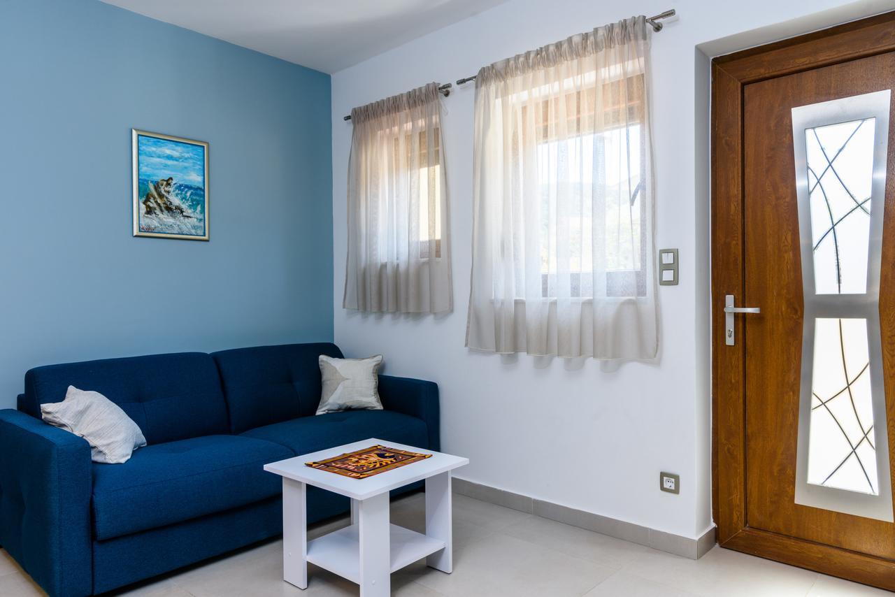 Apartmani Marko I Ana Marina Kültér fotó