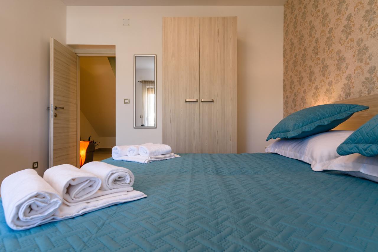 Apartmani Marko I Ana Marina Kültér fotó