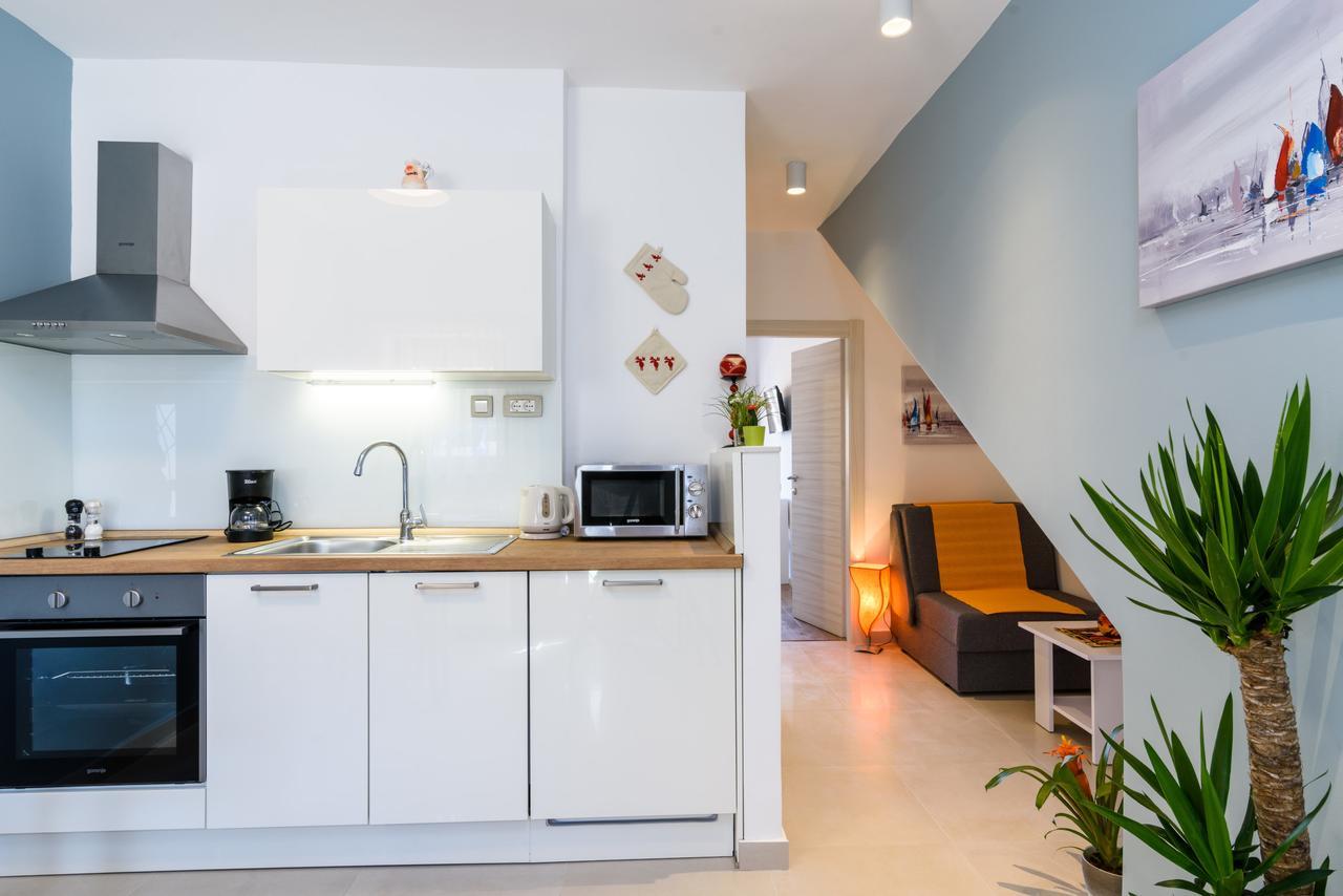 Apartmani Marko I Ana Marina Kültér fotó
