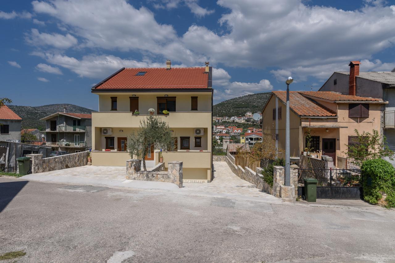 Apartmani Marko I Ana Marina Kültér fotó
